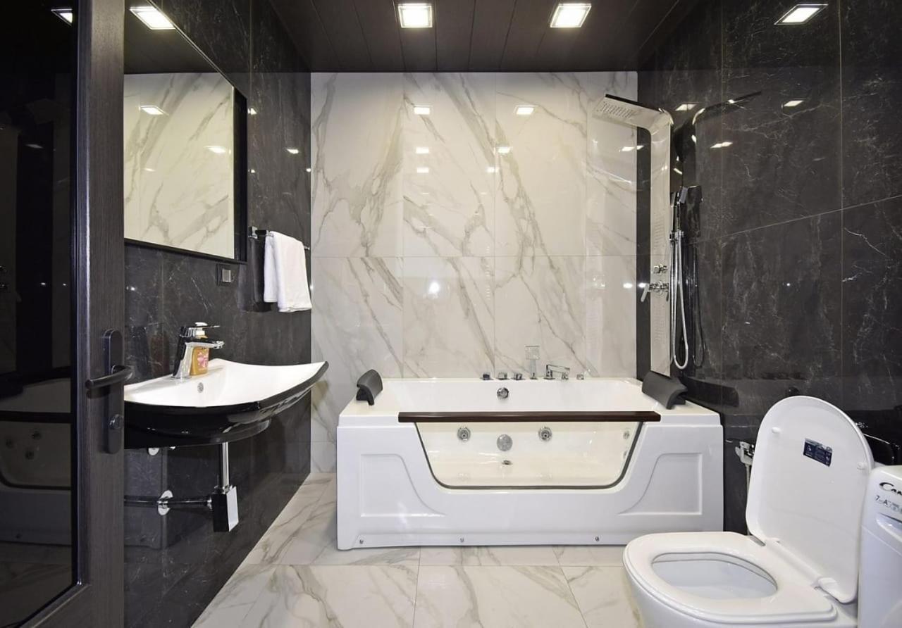 Luxuary 2Bedroom 2 Bathroom Apartment With Jacuzzi Ереван Экстерьер фото