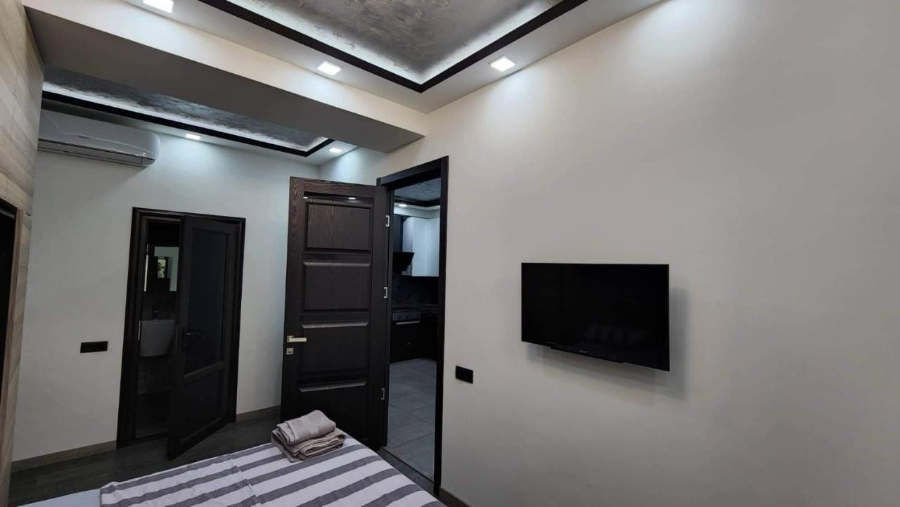 Luxuary 2Bedroom 2 Bathroom Apartment With Jacuzzi Ереван Экстерьер фото