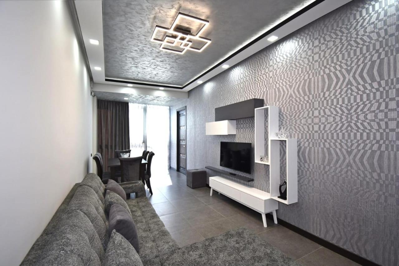 Luxuary 2Bedroom 2 Bathroom Apartment With Jacuzzi Ереван Экстерьер фото