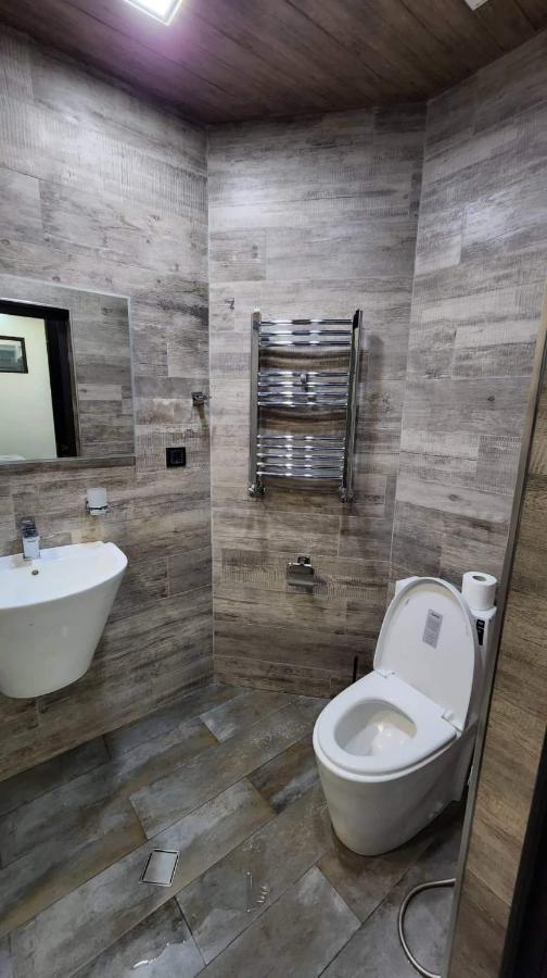 Luxuary 2Bedroom 2 Bathroom Apartment With Jacuzzi Ереван Экстерьер фото
